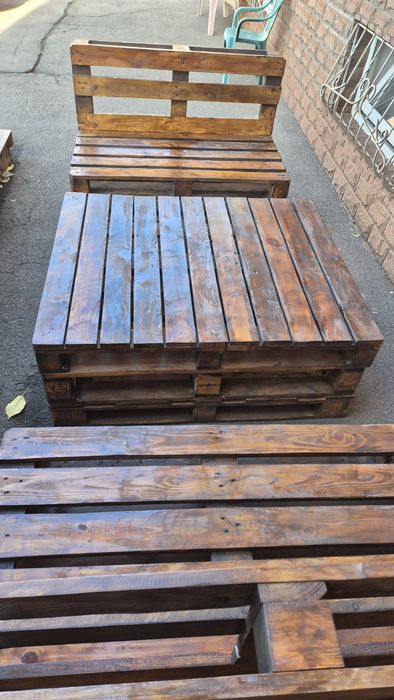 Продам набор мебели для двора, турбазы и т.д.