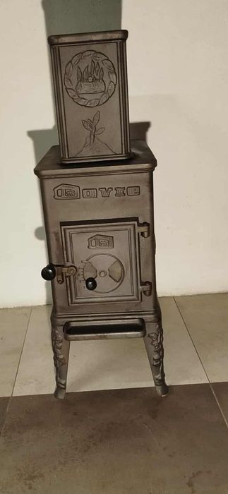 Kominek DOVRE 650 CB