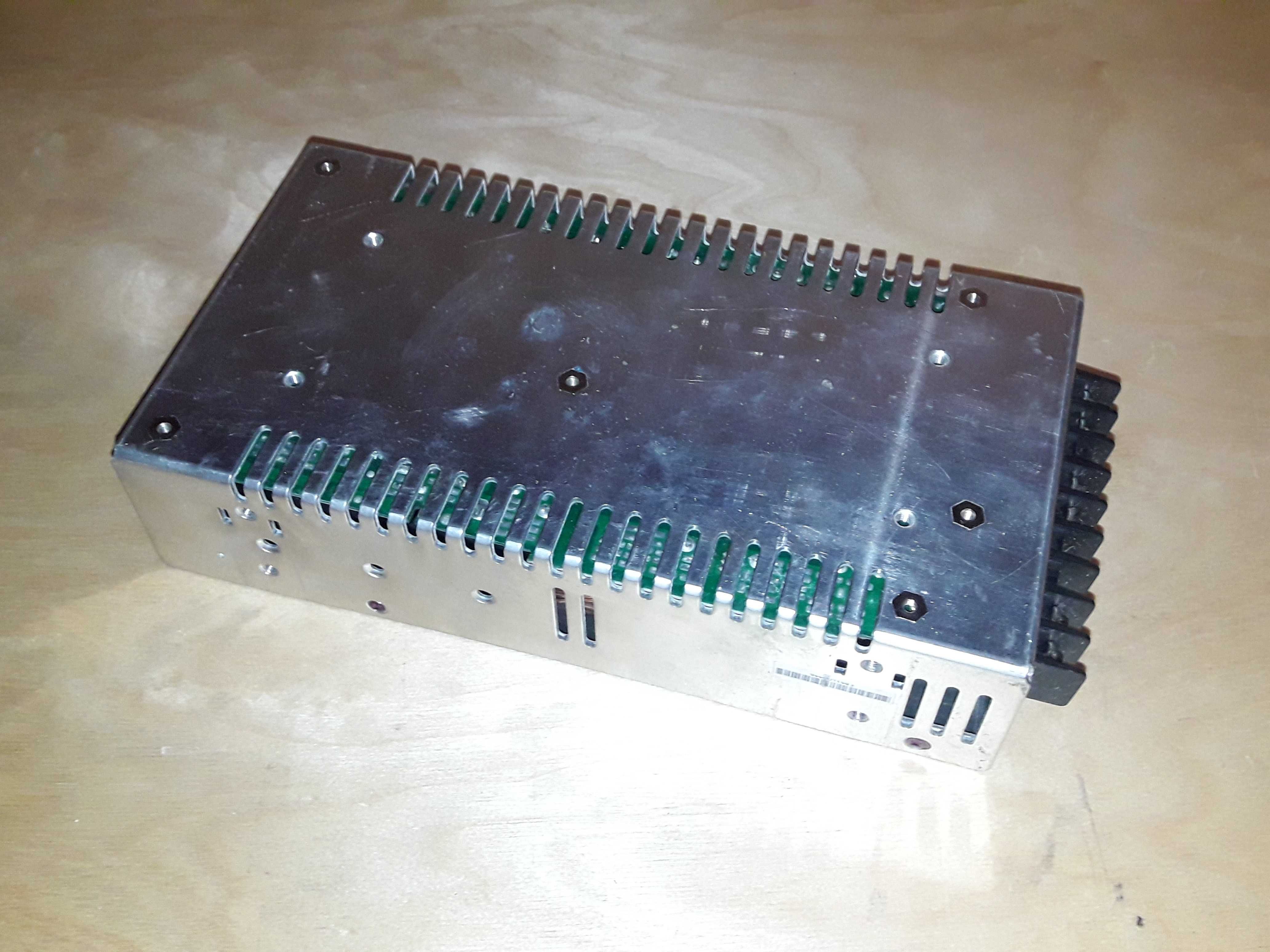 Przetwornica MEAN WELL DC/DC SD-350B-24