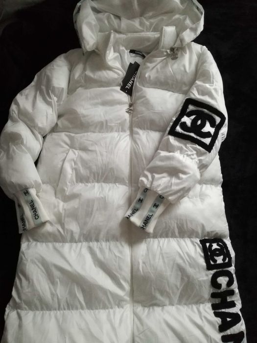 Nowy płaszcz CC bialy