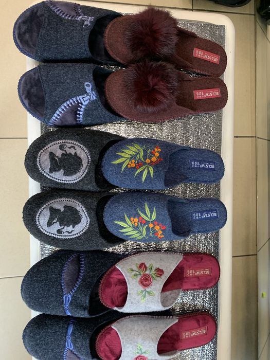 Жіночі і чоловічі  кімнатні тапочки  комнатные тапочки