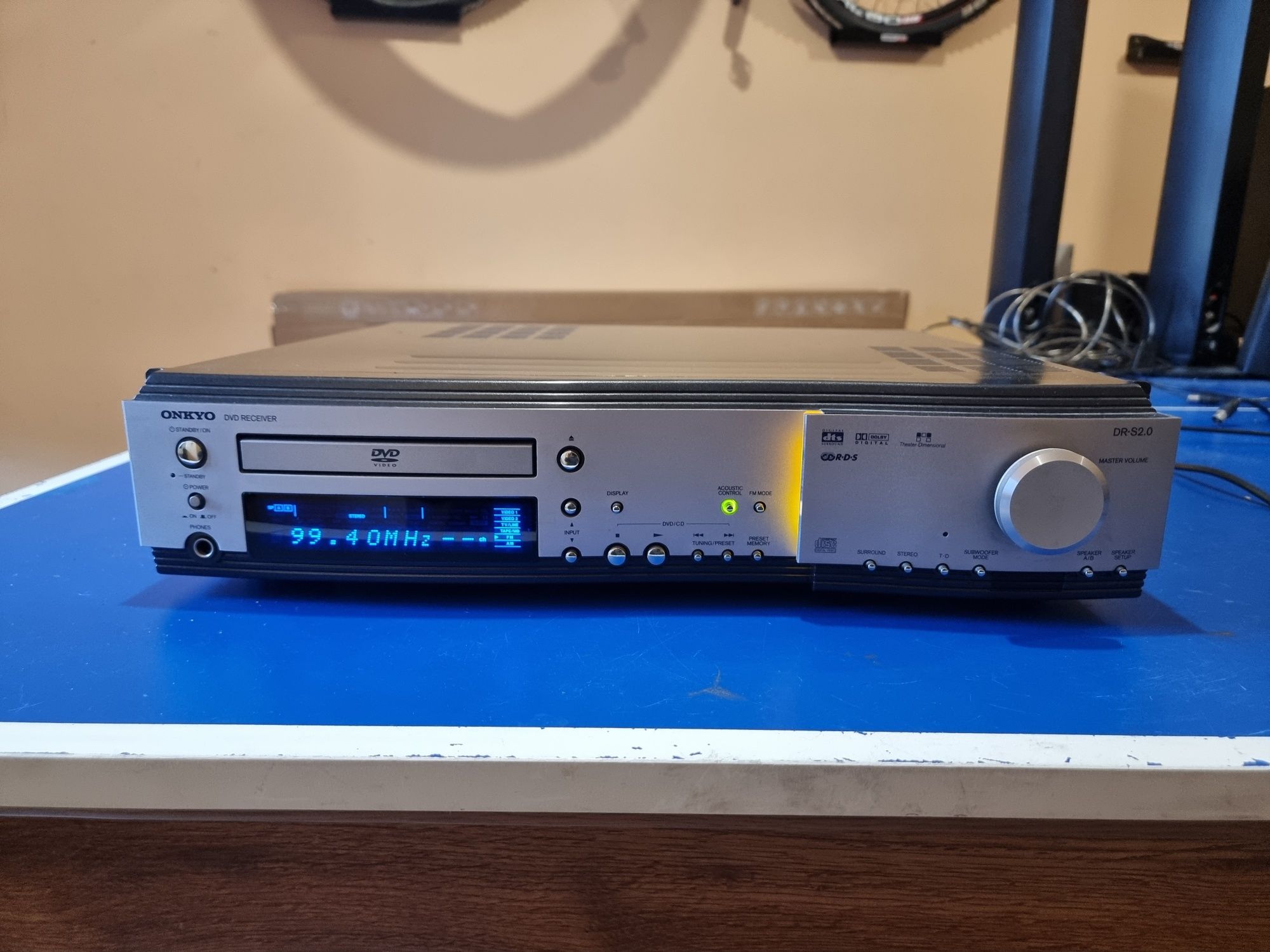 Onkyo amplituner kina domowego