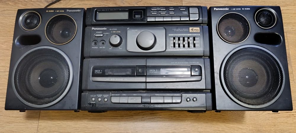 Radiomagnetofon Panasonic RX-DT690