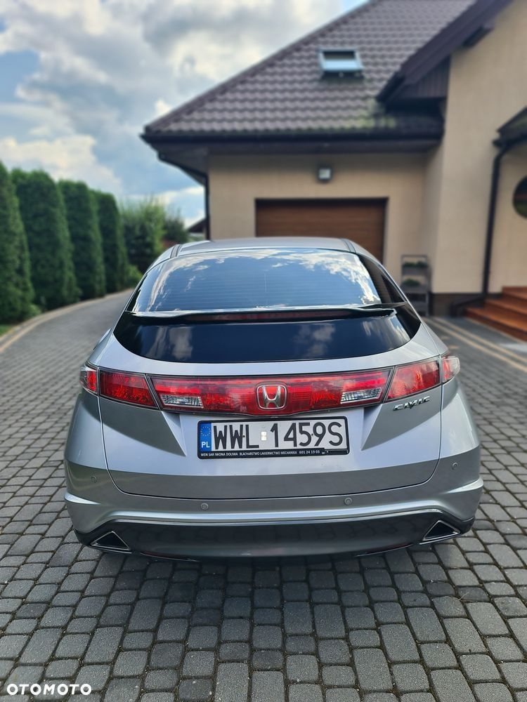 Honda Civic VIII ufo benzyna salon polska