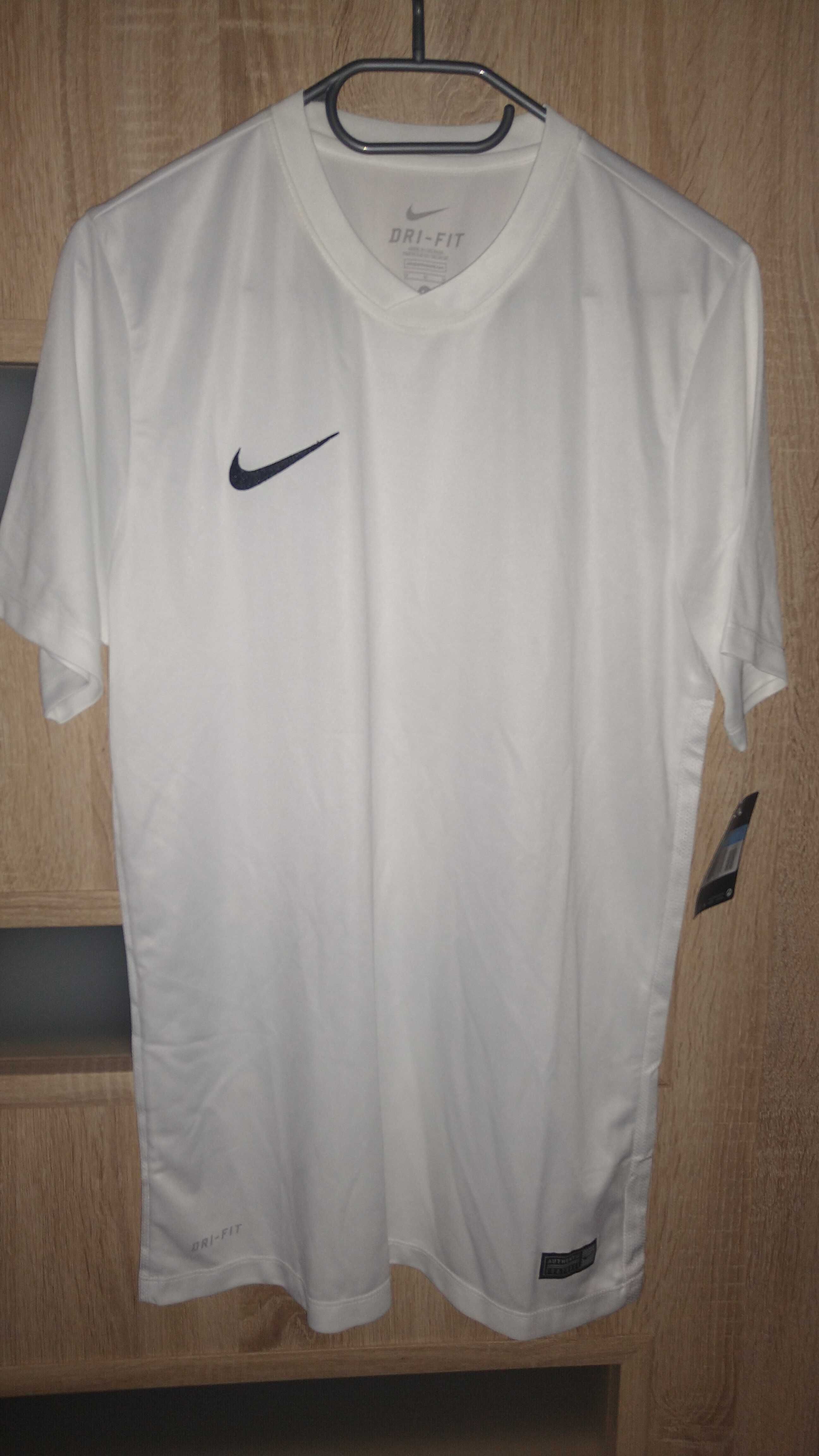 Koszulka treningowa Nike NOWA z metką rozmiar M