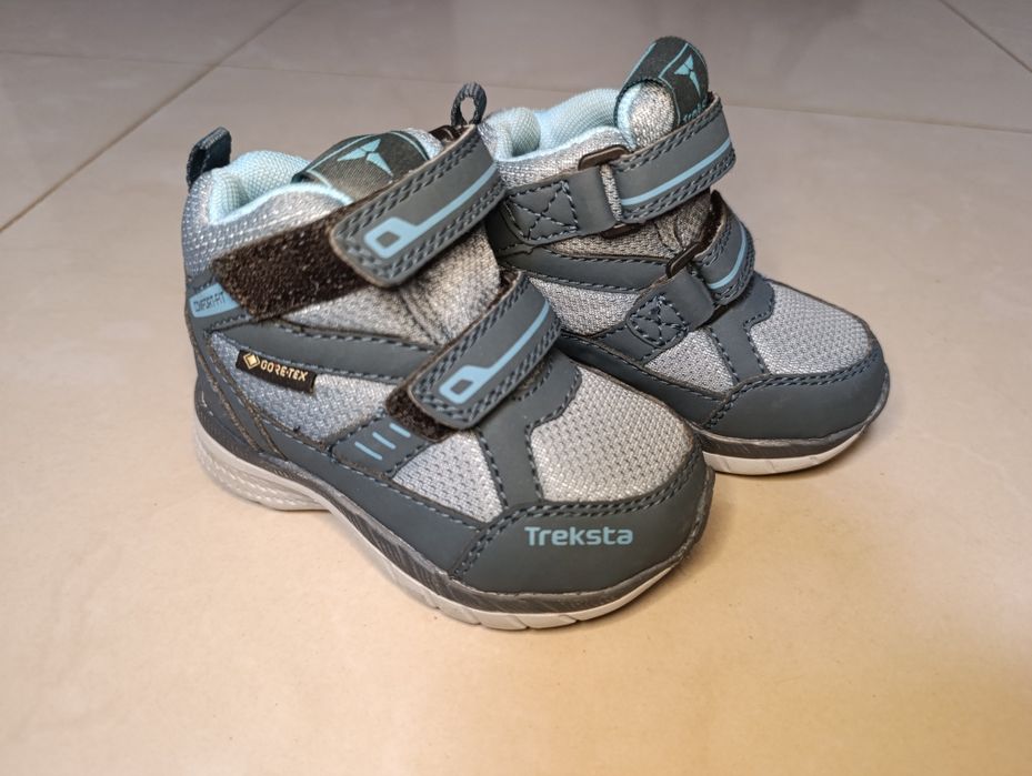 Buty chłopięce Treksta Gore-Tex roz. 20