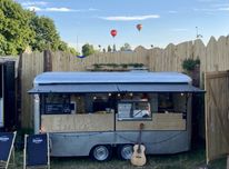 Foodtruck z kuchnią argentynską - empanadas, krewetki, kalmary, frytki