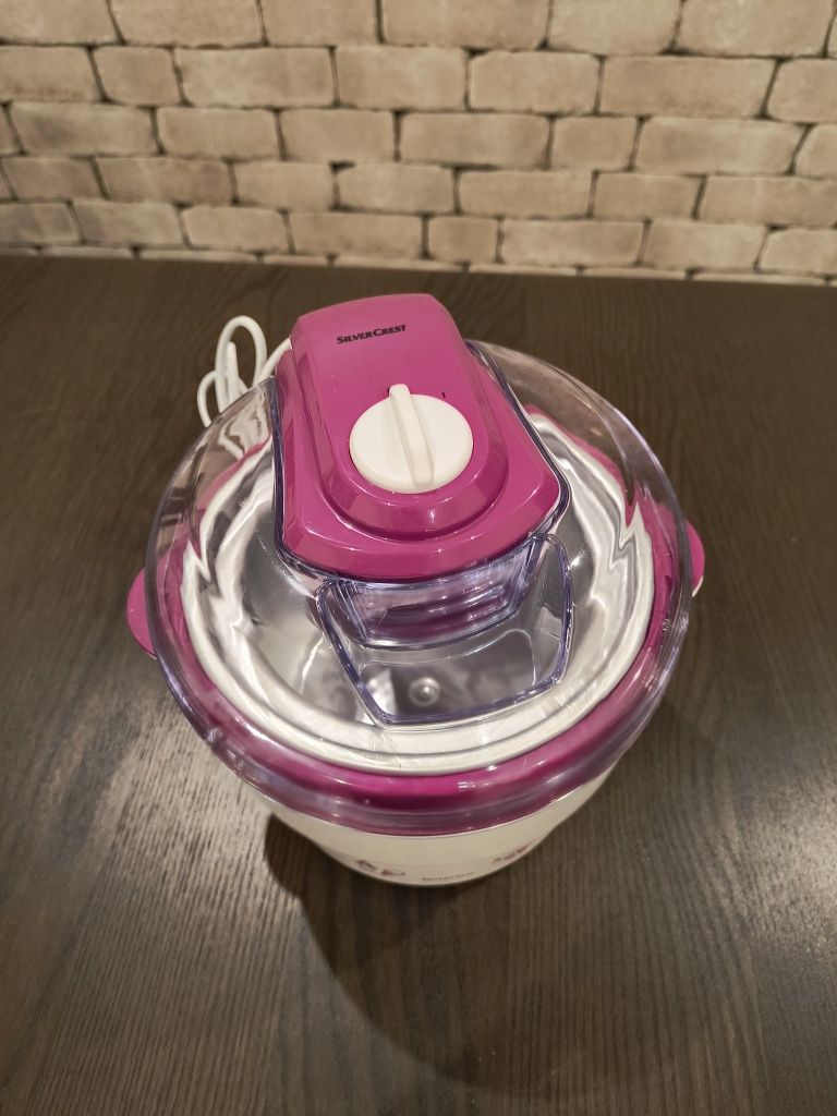 Máquina de Fazer Gelados