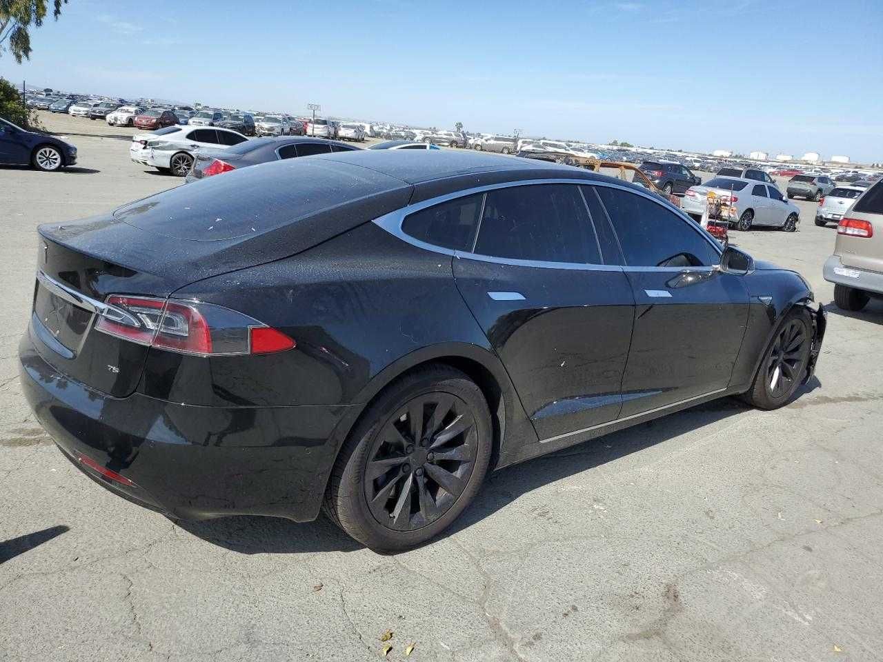 Tesla Model S 2016