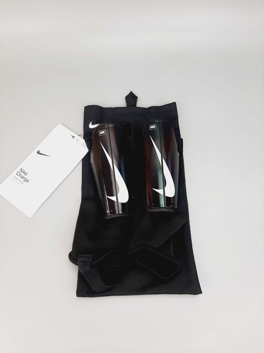 Ochraniacze Piłkarskie NIKE JUNIOR  roz. S