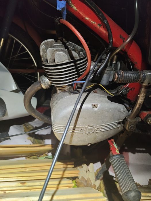 Silnik s38 komar jajko komarek na chodzie 023