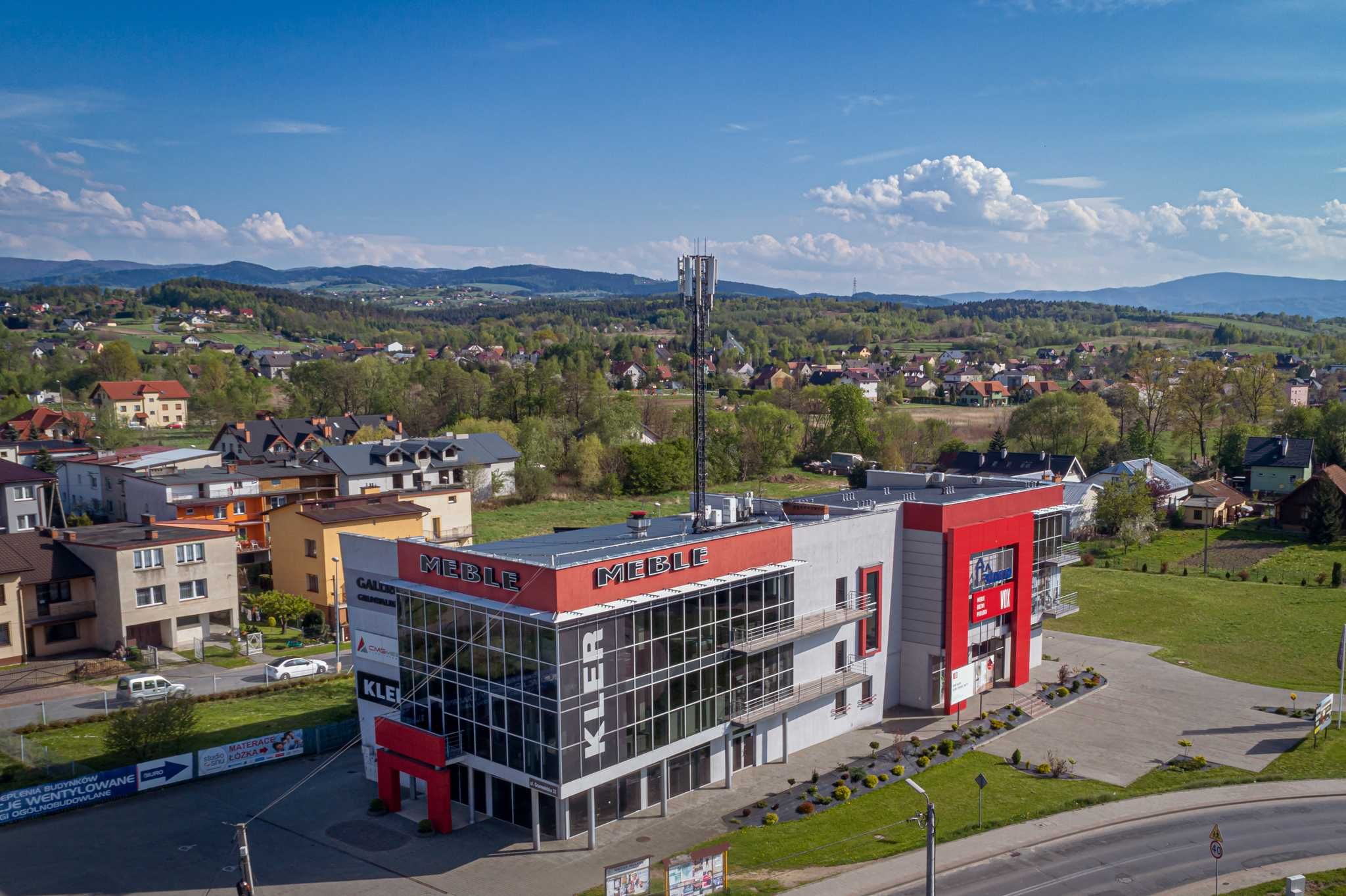 Do wynajęcia lokal handlowo-usługowy 310m2 w doskonałej lokalizacji!