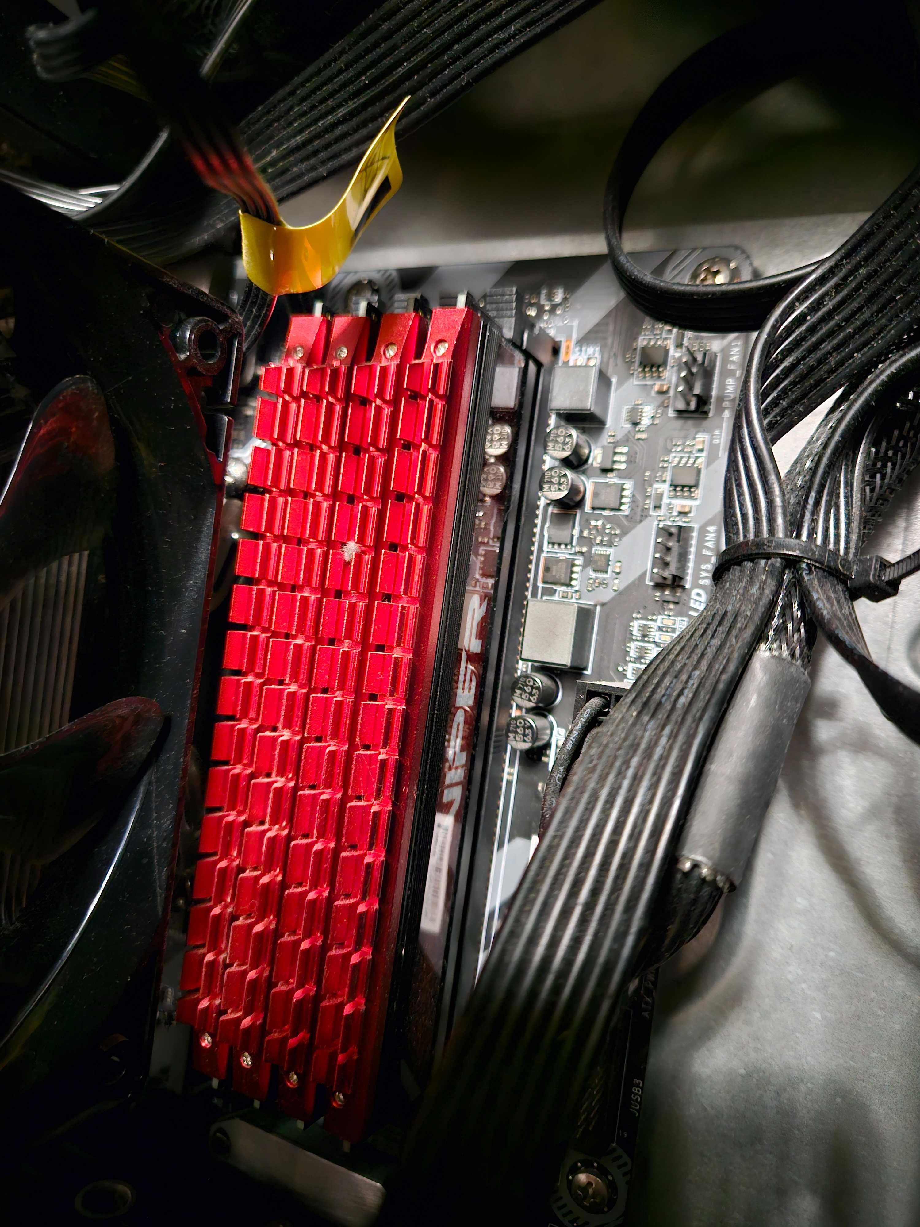 PC Intel i5 7600K 3.80 GHz/ GTX 1060 6GB / 32 GB DDR4 3200 Mhz