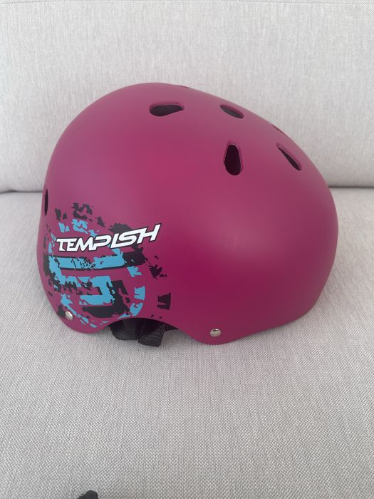 Шлем и защита для рук и колен фирмы «Tempish»