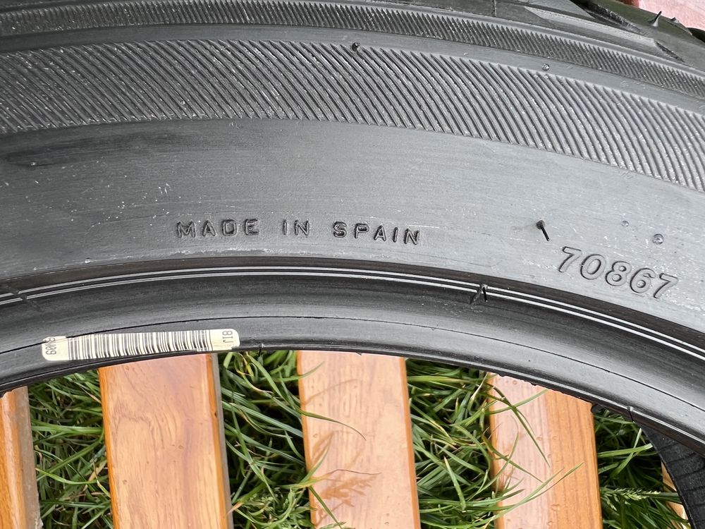 215/50/18 Bridgestone Turanza T001 215/50 R18 92W