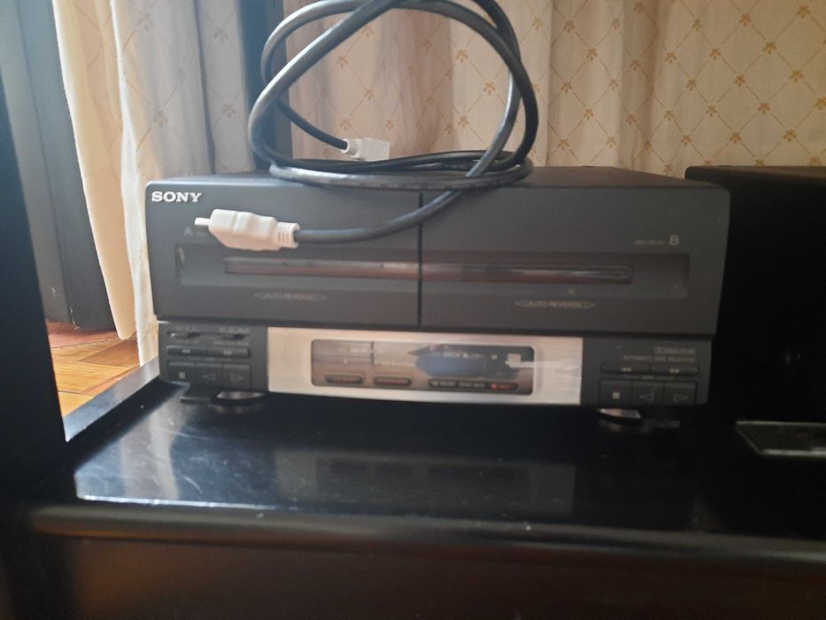 3 conjuntos de sistemas de áudio e vídeo Sony