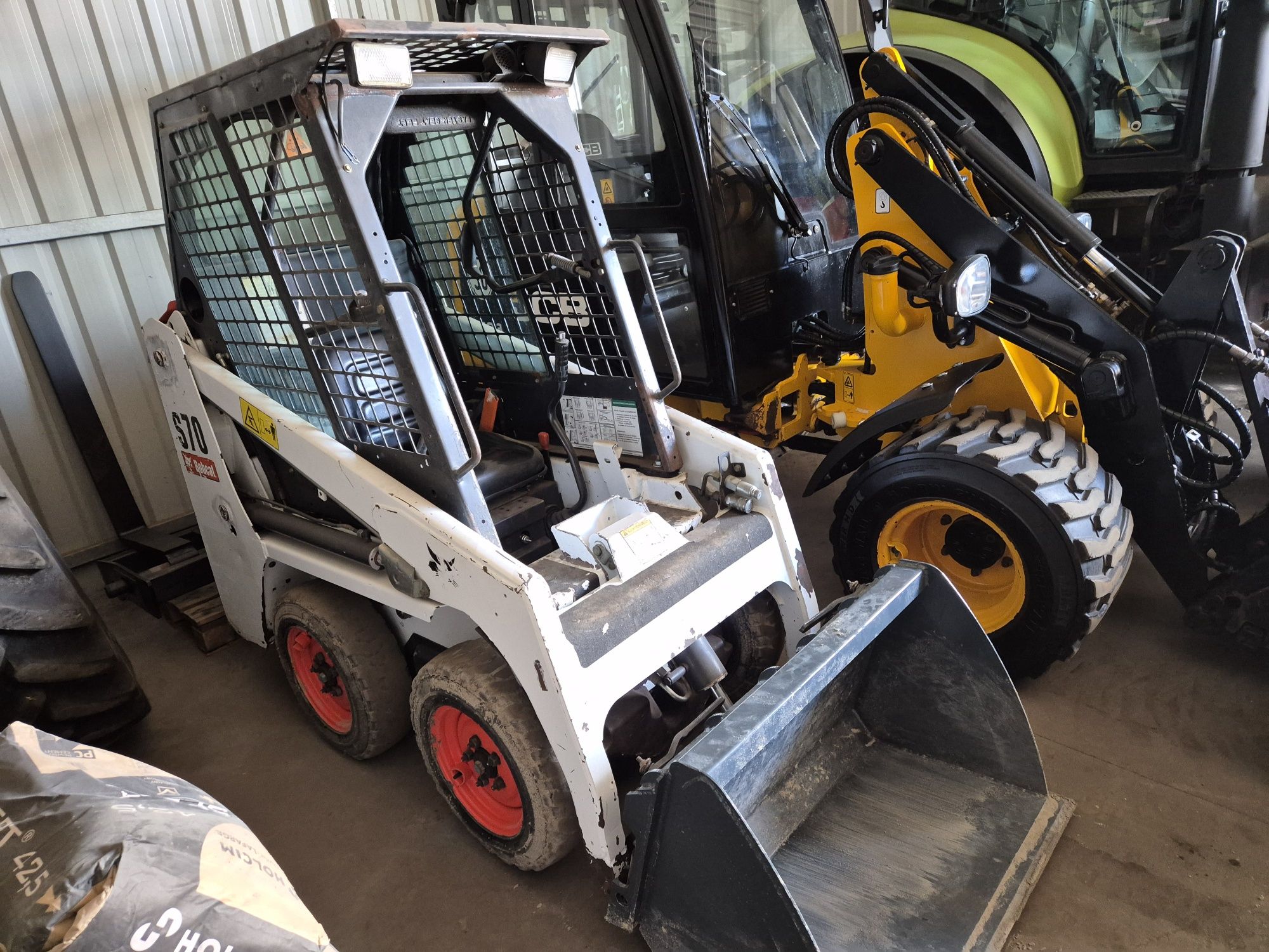 Wynajem miniładowarka wozidło Bobcat Jcb 403