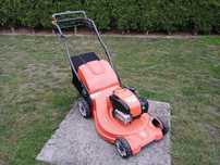 Kosiarka Husqvarna LC 353V Napęd
