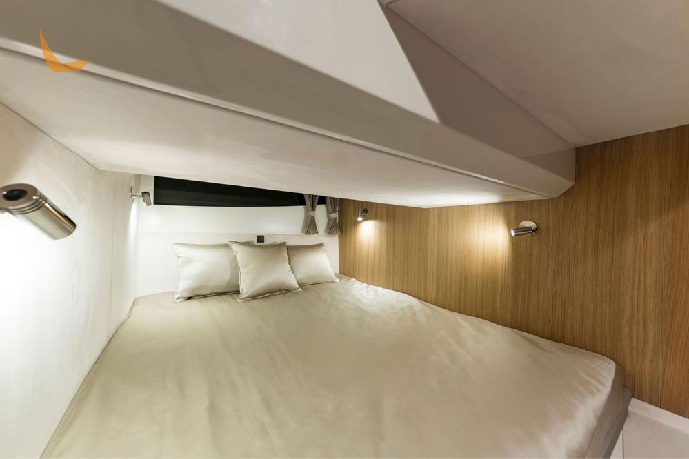 Яхта Galeon 370 HTS