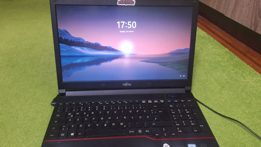Ноутбук Fujitsu lifebook E556