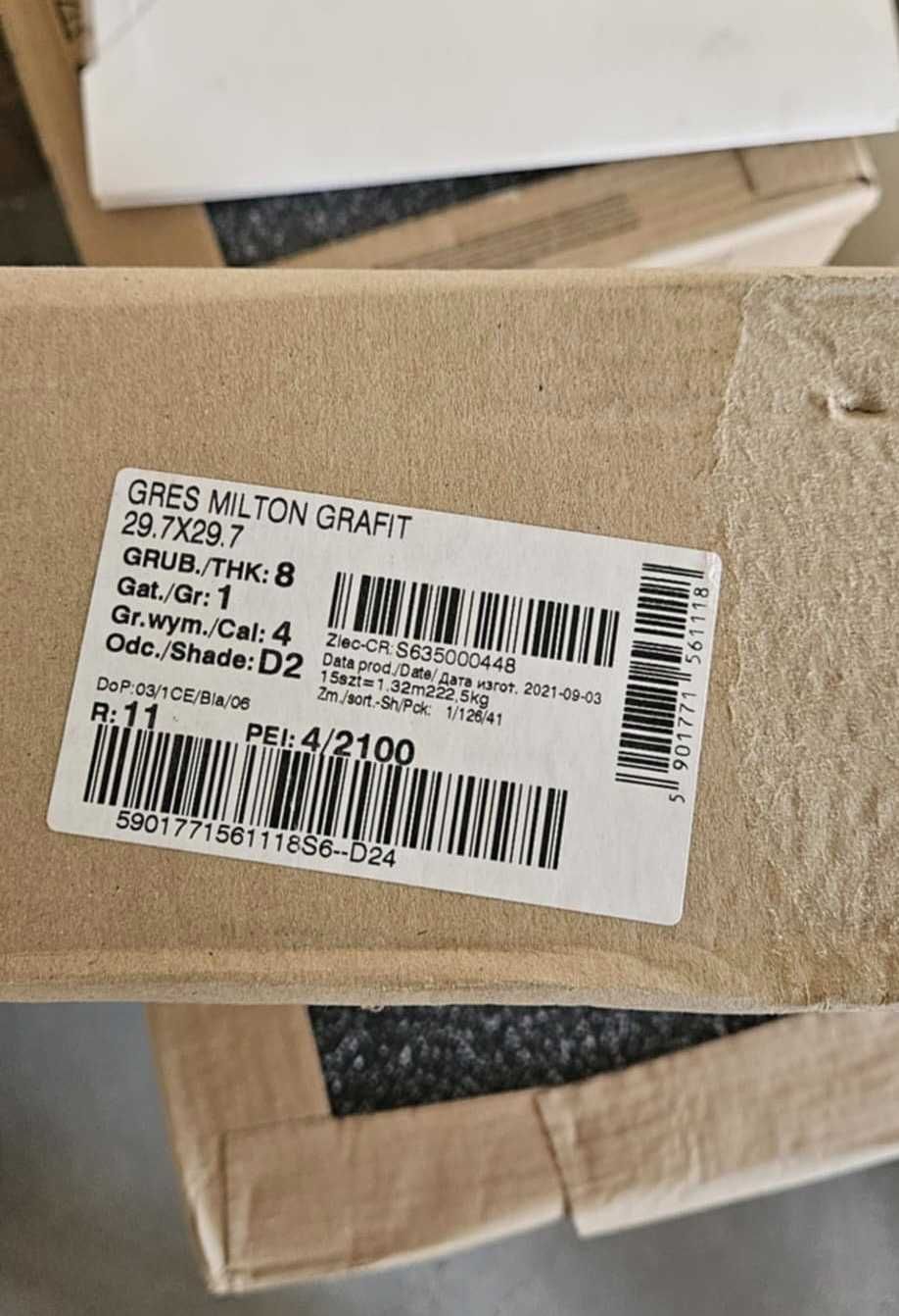 Płytki GRES MILTON GRAFIT 29.7x29.7