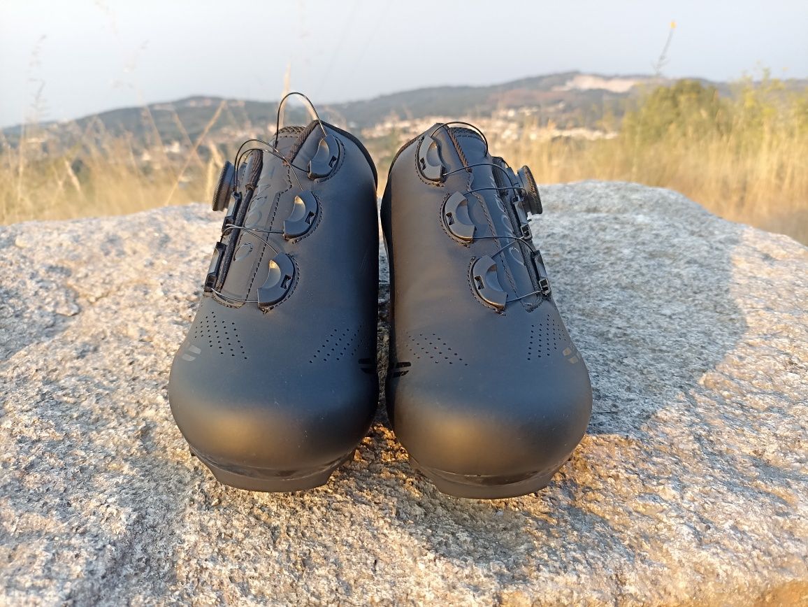 Sapatos Encaixe/BTT