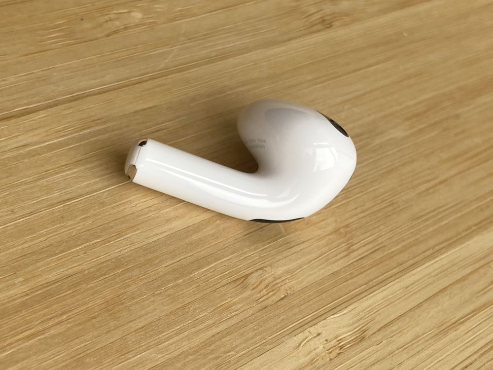 Новий навушник лівий / правий Apple AirPods 3 правый левый наушник