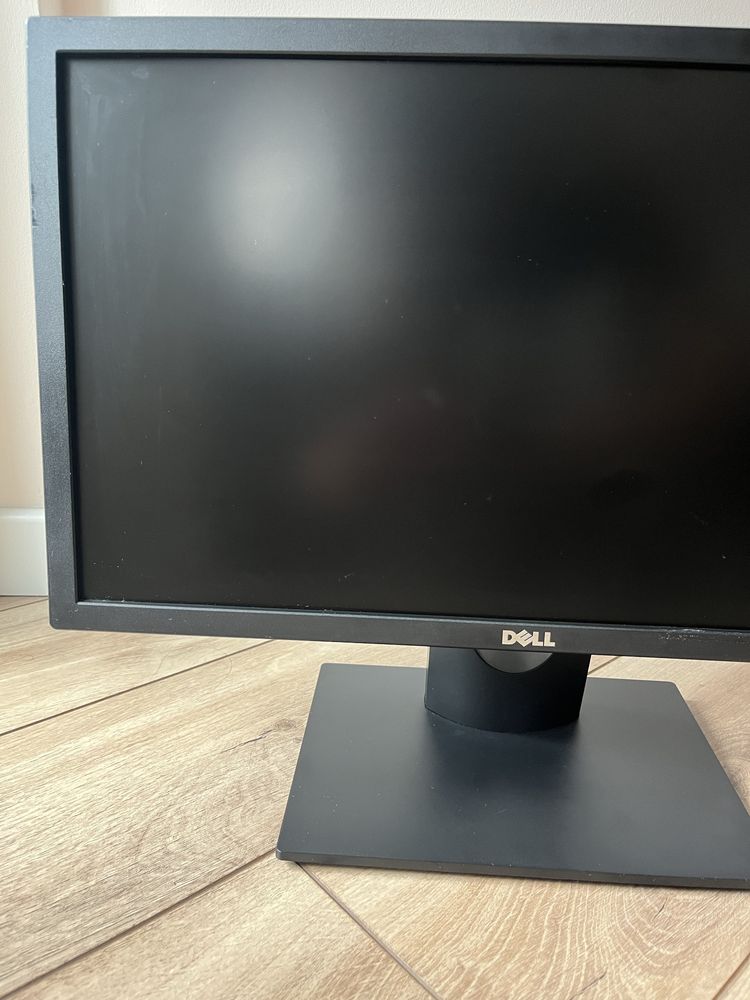 Monitor LED Dell E2216h 22 " 1920 x 1080 czarny + kabel zasilający