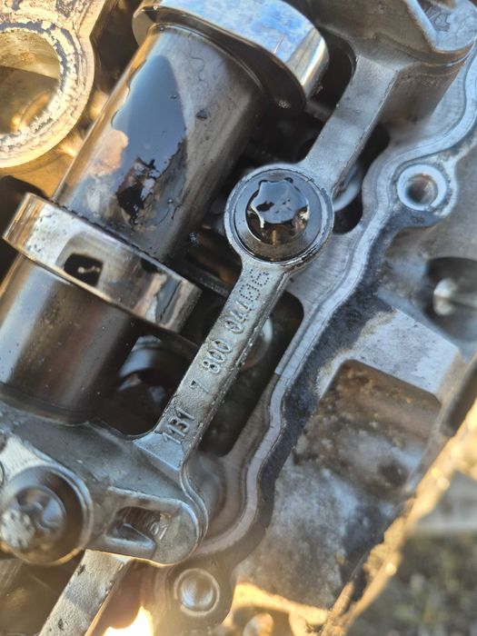 głowica silnika bmw n57 d30c d30b 7812.929 kompletna wałki