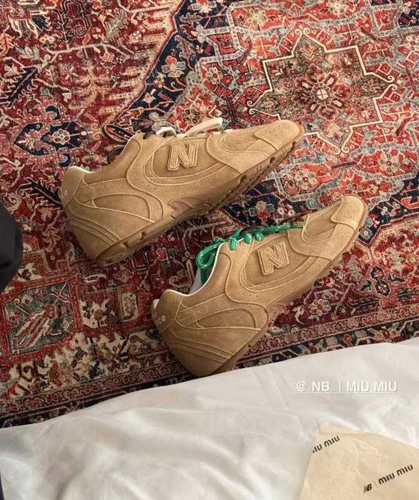 New_Balance_Miu_Miu_530_SL_Ecru_suede_sneakers Rozmiar 36