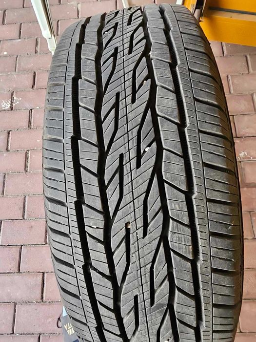 245/60 R 18 105T Continental