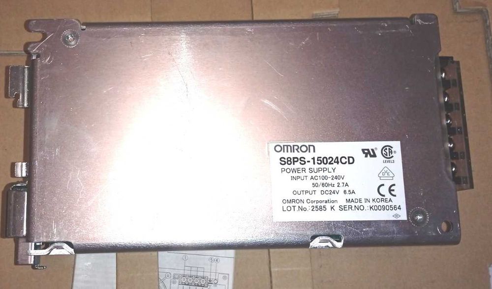 блок живлення S8PS-15024CD Omron 24V 6.5A