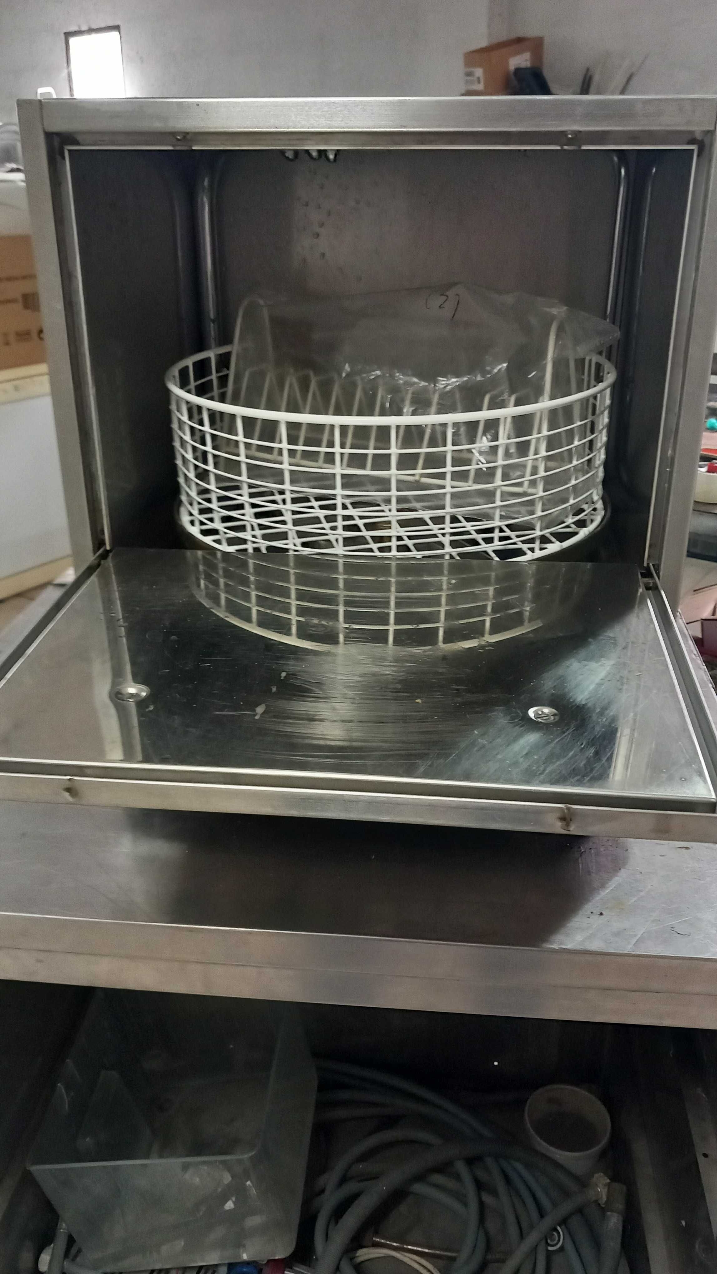 Máquina de Lavar Copos