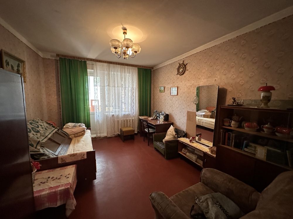 Продаж 3х кімнатної квартири, вул.Максименко 4а , Пуща- Водиця