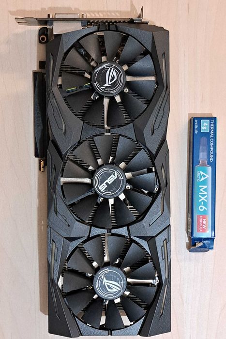 Radeon RX580 ROG STRIX 8GB po wyczyszczeniu