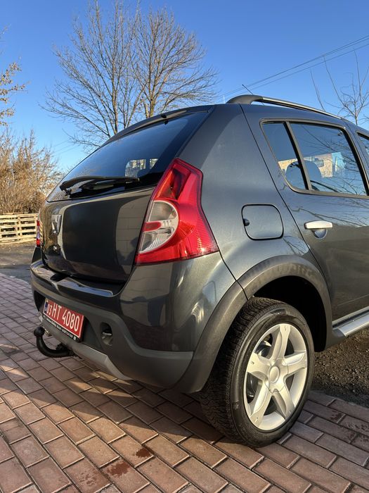Dacia Sandero StepWey 1.6