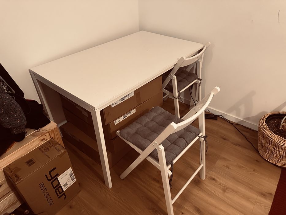 Stol i 2 krzesla ikea