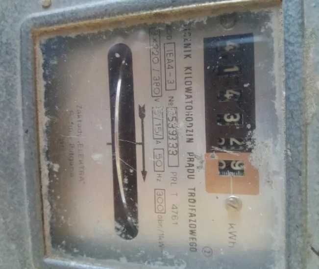 Licznik Kilowatogodzin z epoki PRL-u 1973 zakłady elektryka