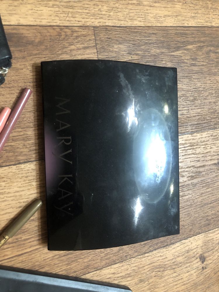 Лот косметики Mary Kay , MAC, L’Oréal