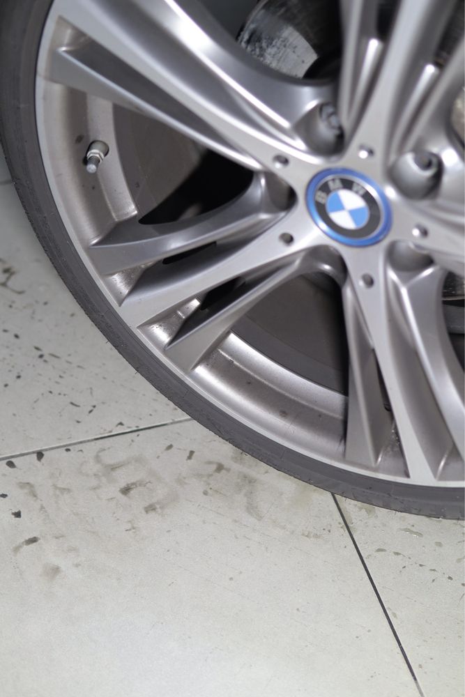 Bmw 330e iPerformance plug- in híbrido 2017