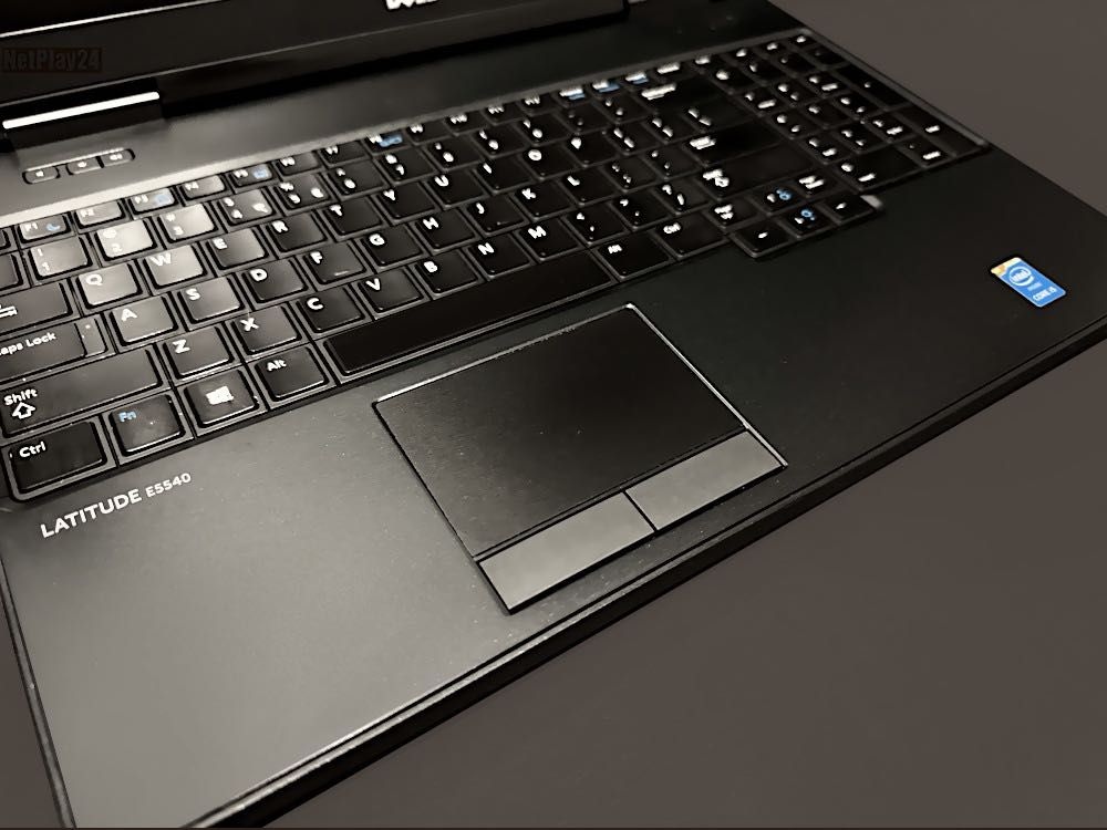 Jak Nowy Laptop Dell Cztero i5 SSD Ram-8GB Win10 LED Notebook