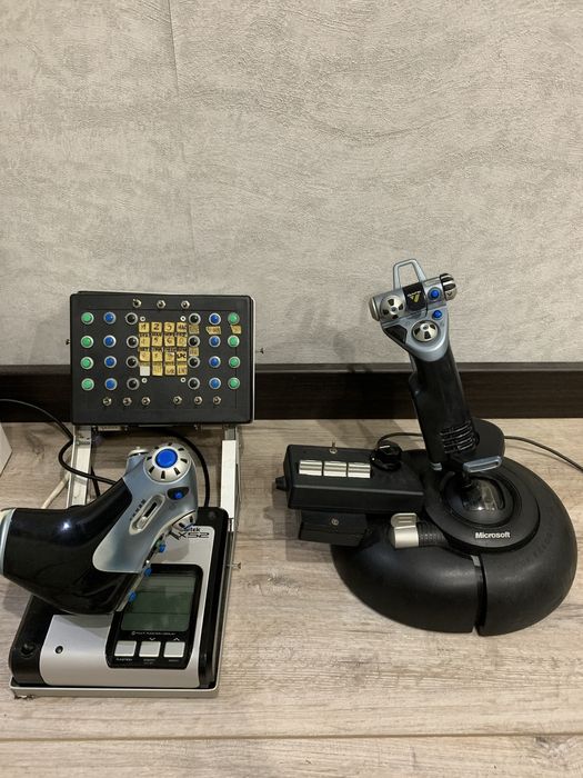 Logitech Saitek X52 Force Feedback Button Box