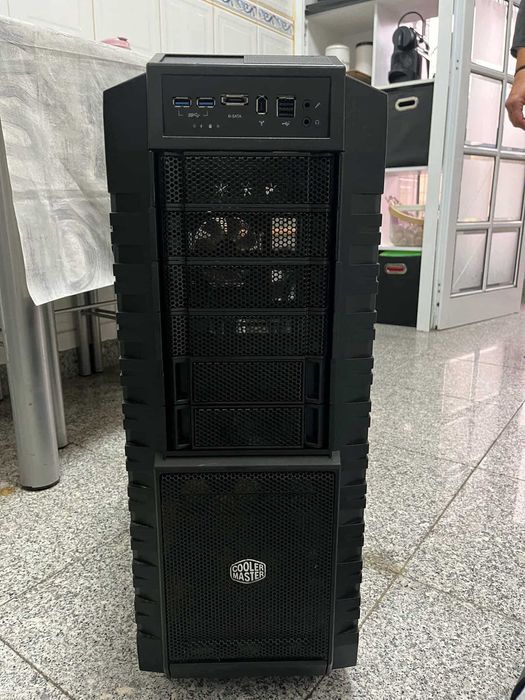 Caixa Coolermaster HAF X64284347191171120