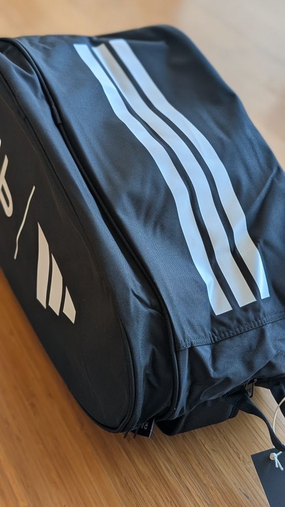 VENDIDO!! Saco de Padel Adidas - Control exclusivo APT