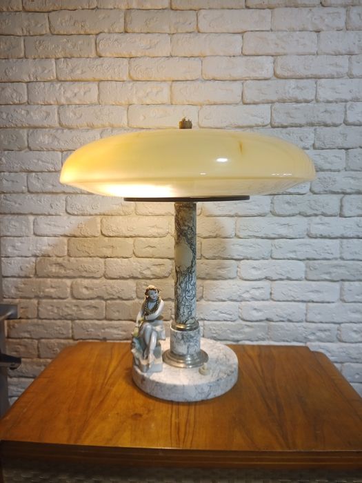 Лампа настольна мармурова сталінка