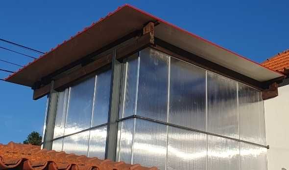 Oportunidade Telheiro Completo Madeira Sandwich Policarbonato Viga