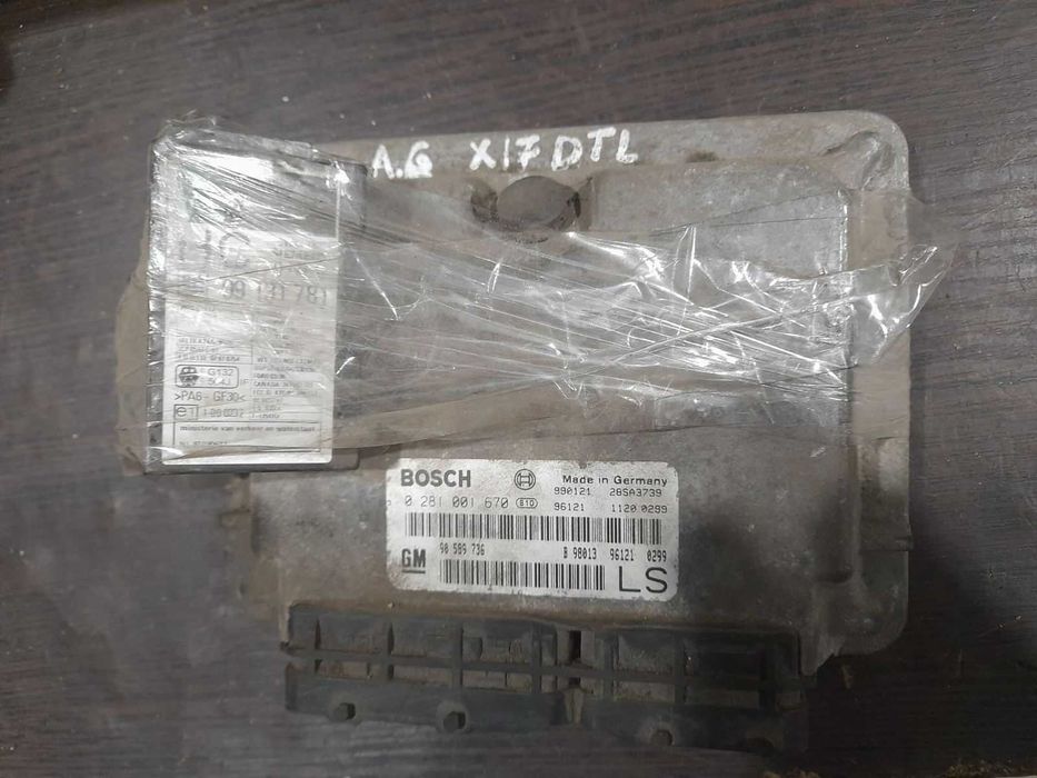 Блок управления двигателем ЭБУ Opel Astra G 1.7 Dti  X17DTL