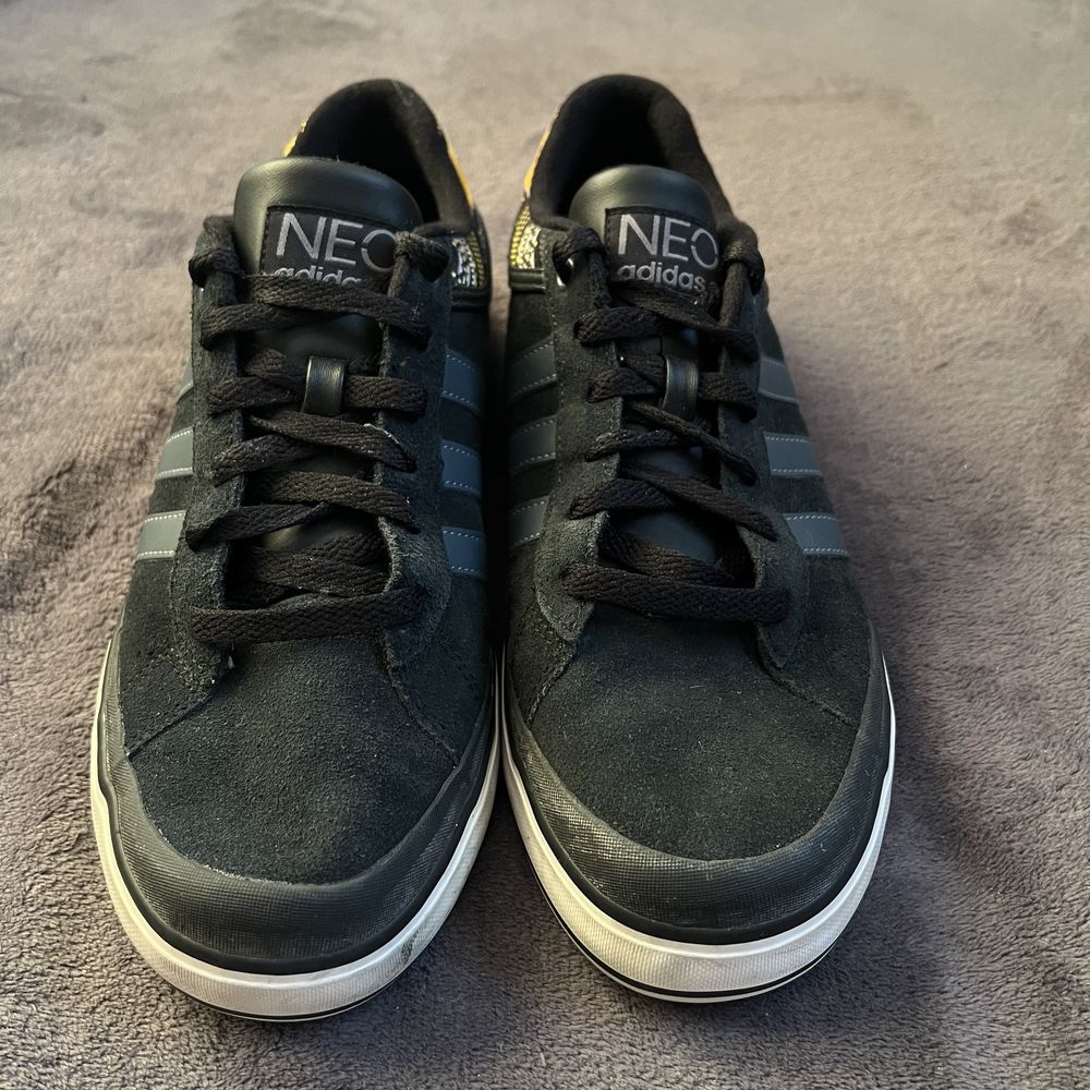 Чоловічі кросівки Adidas NEO. P. 44.