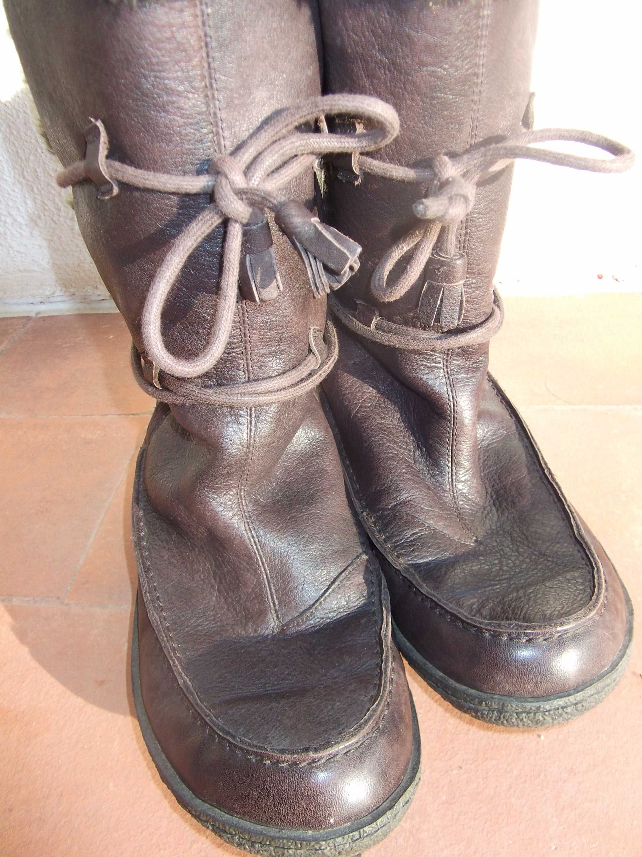 Botas em pele com pêlo / Leather boots with fur - CAMPER (n. 37)