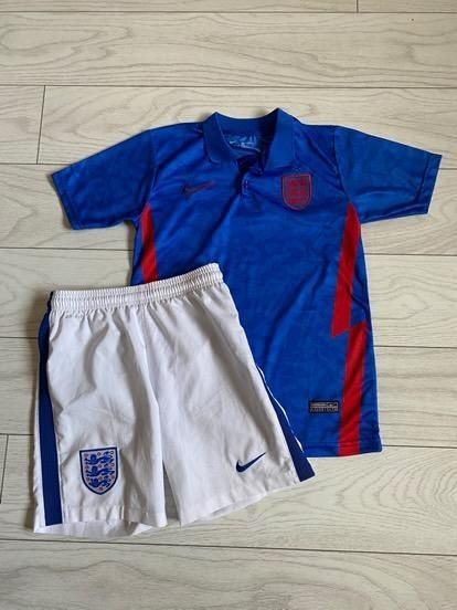 Футбольна форма nike 137-147 см зросту 10-12 років